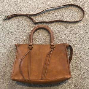 Universal Thread Handbag